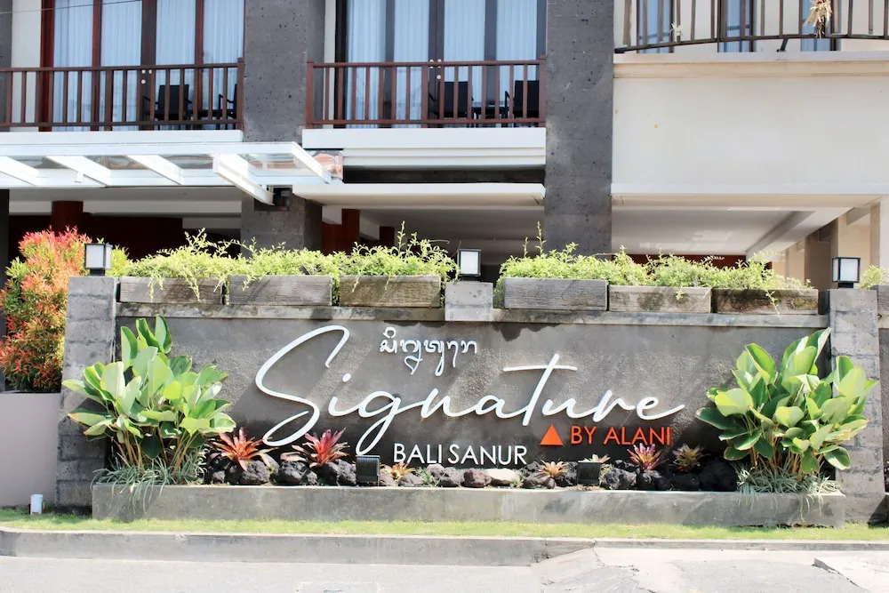 Palette Signature Hotel