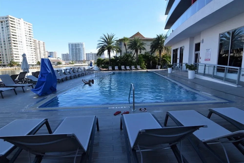 Superb Ocean, Bay & Skyline View Residence 2 Bed 2 Bath @ Beachwalk Resort