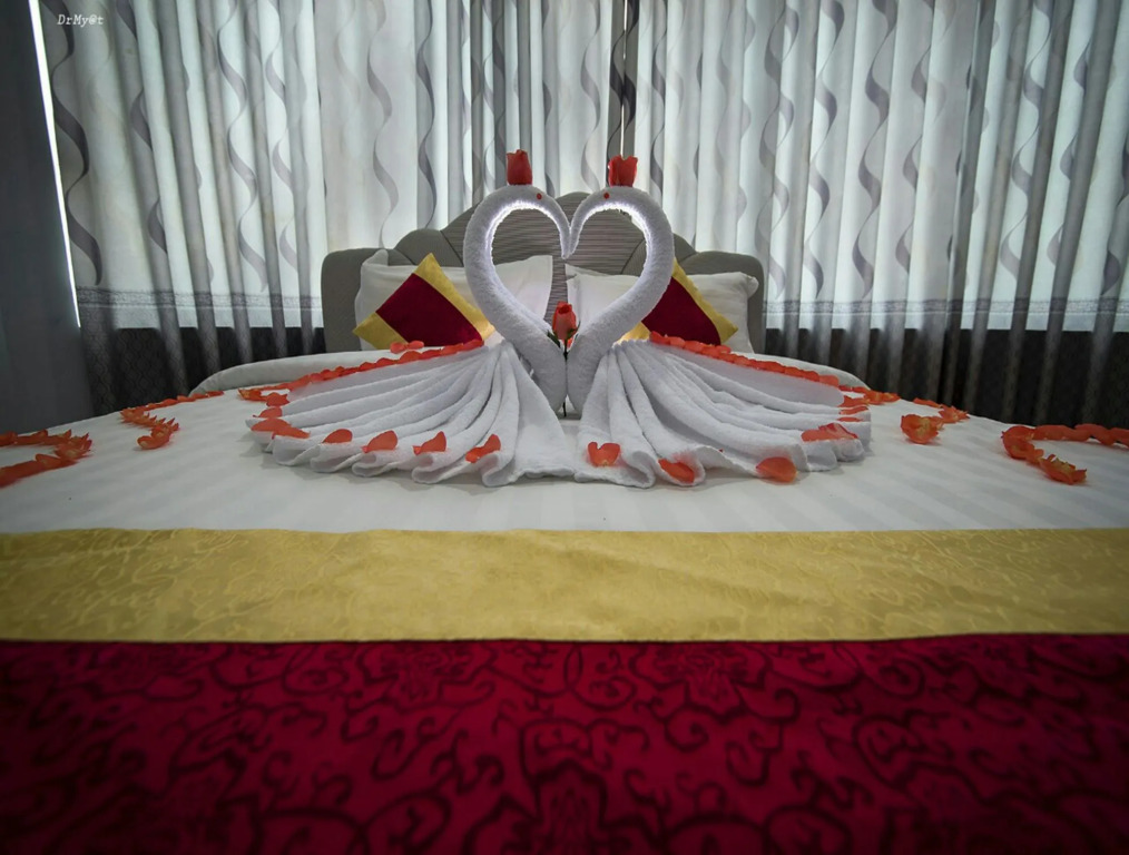 Shwe Hnin Si Hotel
