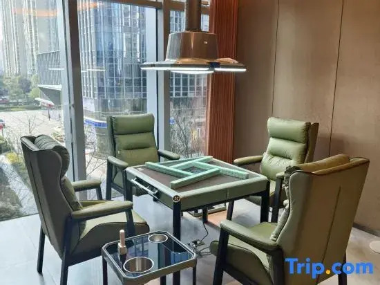 Yuxi Hotel (Xiaoshan Information Port Town Mingxing Road Subway Station)