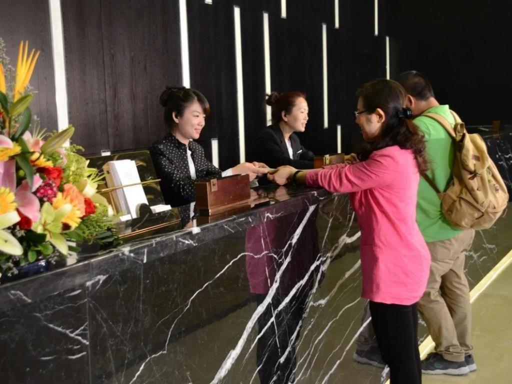 Junyue International Hotel