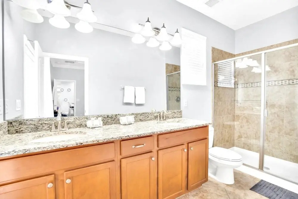 5BR Home w Netflix Private Pool - Near Disney