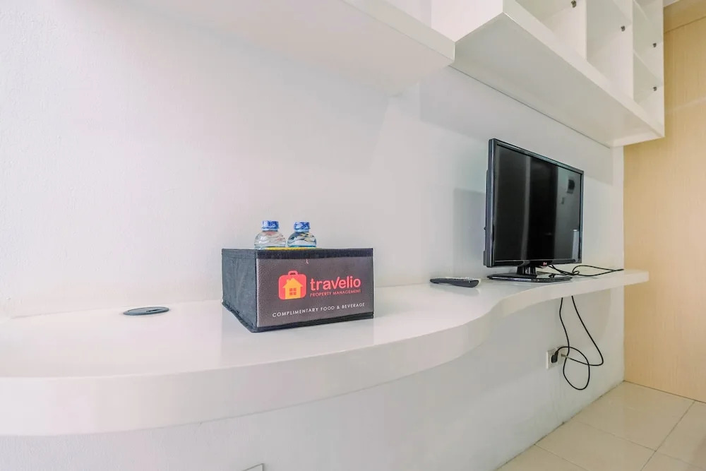Modern Studio at Tifolia Apartment