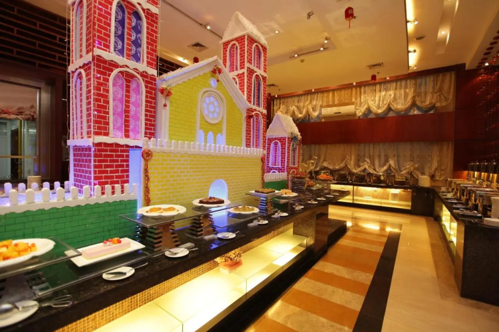 Grand Royal Hotel