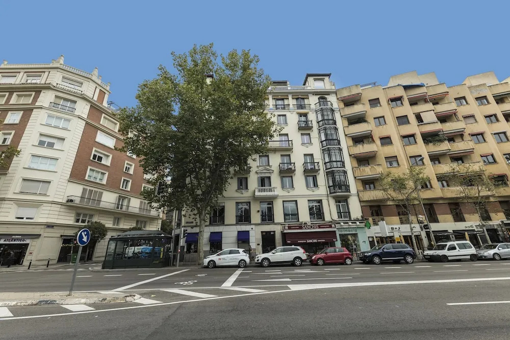 Home Club Menendez Pelayo VIII