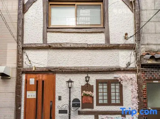 Rinka | 2-minute walk to Hakubashi Station | 2 baths, 2 toilets, sleeps 8
