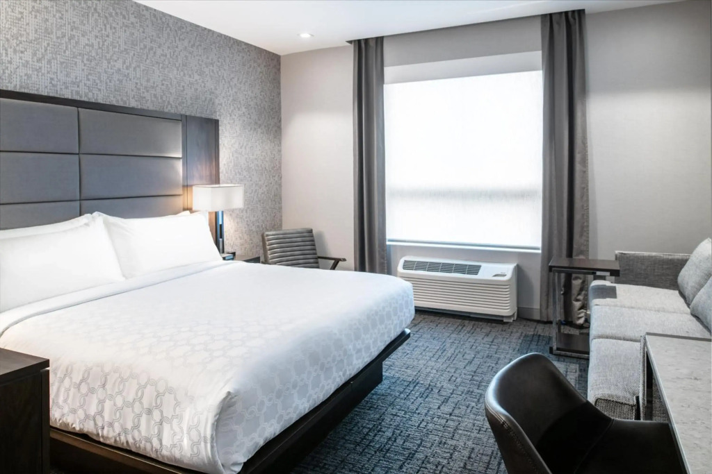 Staybridge Suites - Quincy by IHG