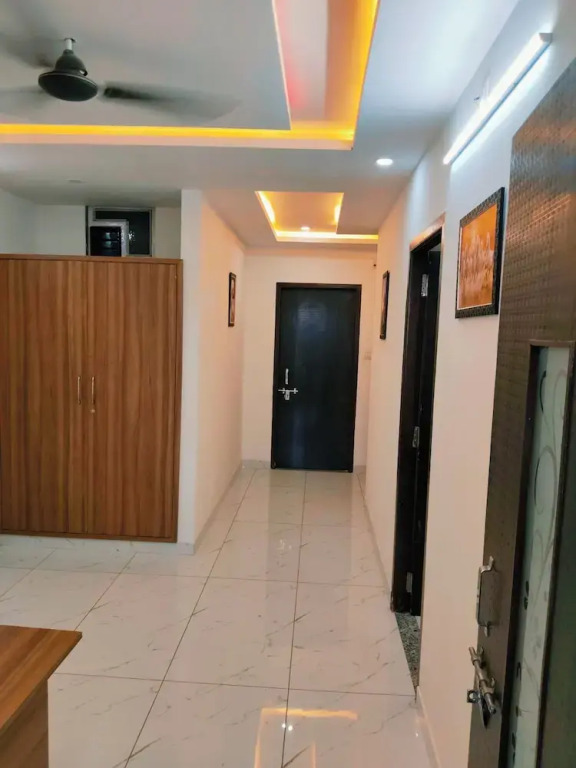Hotel Bhavya Palace