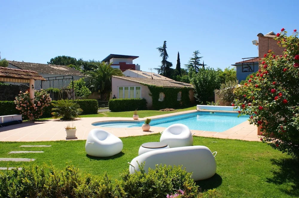 House With One Bedroom In Agde, With Pool Access, Enclosed Garden And Wifi - 4 Km From The Beach