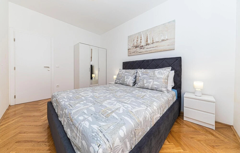 Stunning Apartment in Marina With Wifi and 3 Bedrooms
