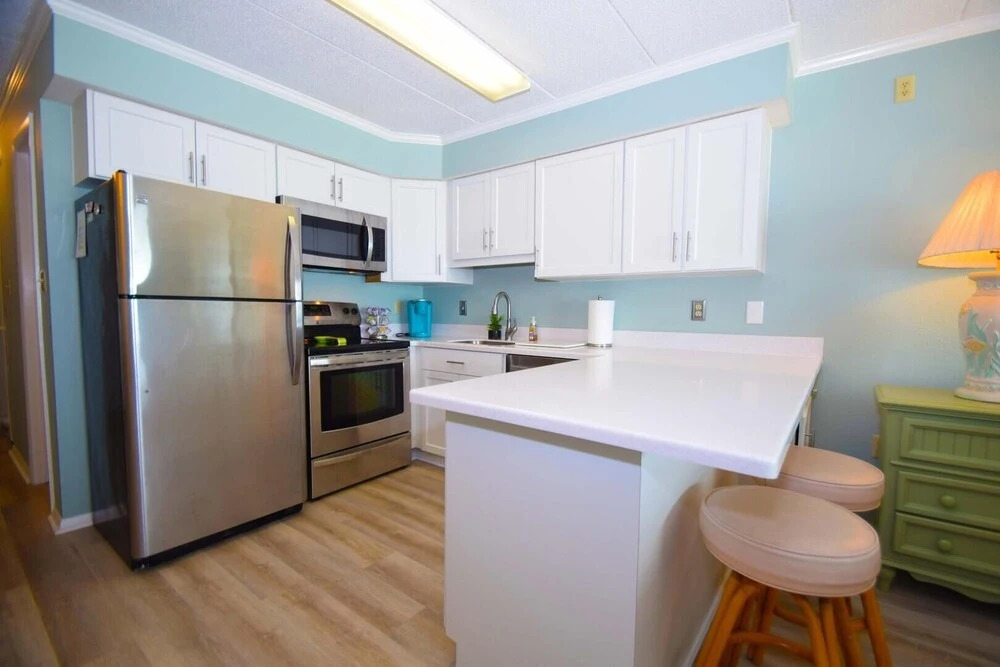 Salty Sands I 402 1 Bedroom Condo by RedAwning