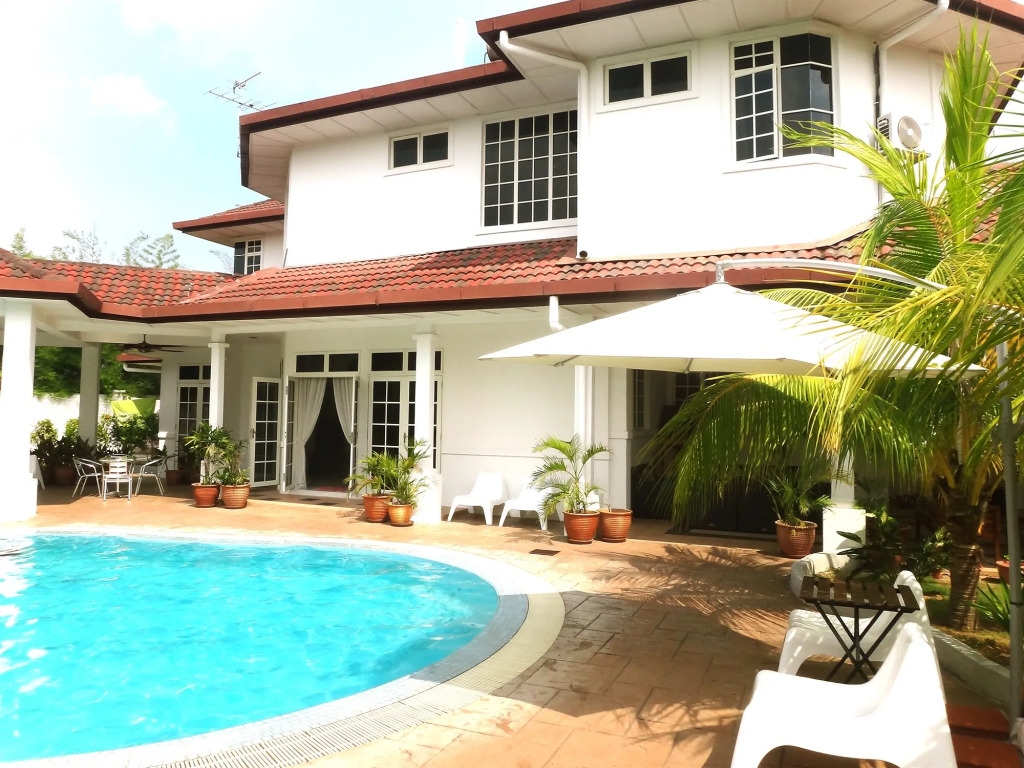 Rumah Putih B&B Sepang - KLIA 1&2
