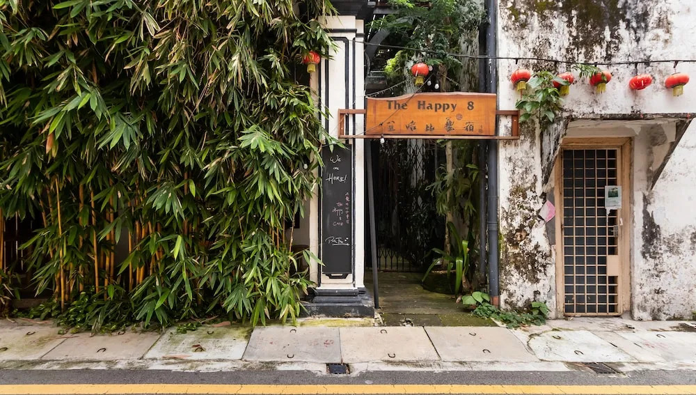 Belakang Kong Heng Ipoh Hotel