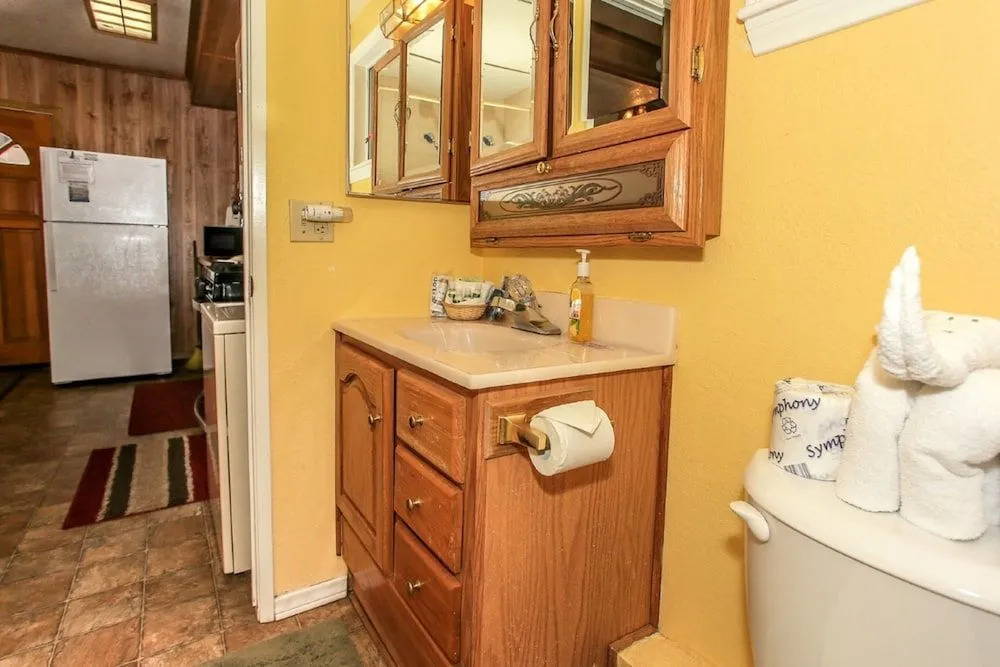 Apples Delight by Big Bear Cool Cabins