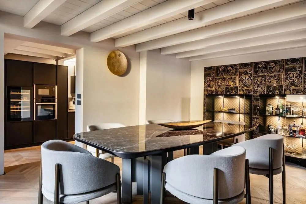 Astra Penthouse
