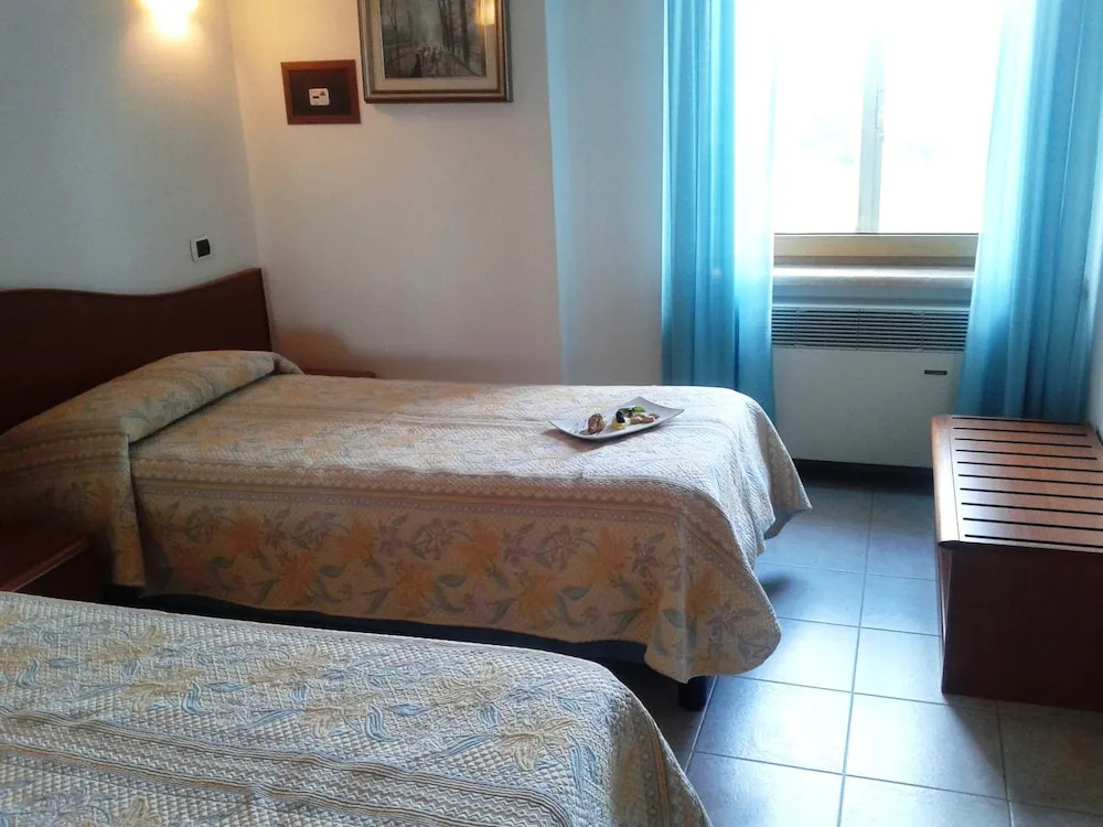 Albergo Ristorante La Bettola