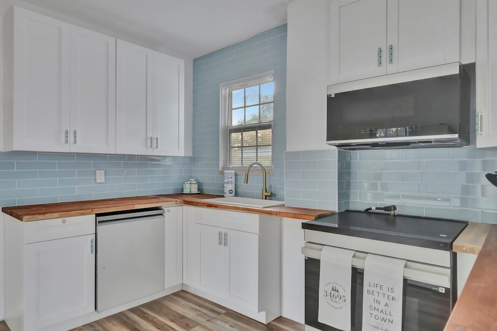 Historic Haven by Downtown Safety Harbor