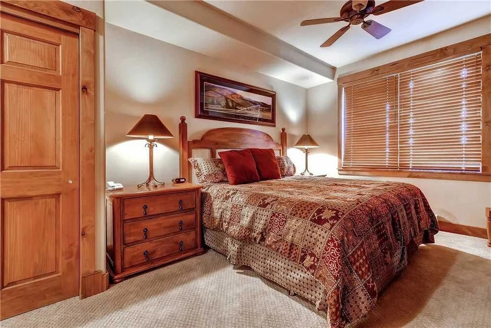 2305 Timberline Lodge, Trappeur's Crossing Apartment 2