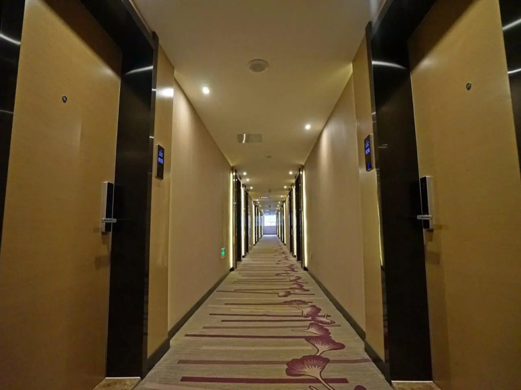 Lavande Hotels·Jinan Gongye Nan Road CBD Center