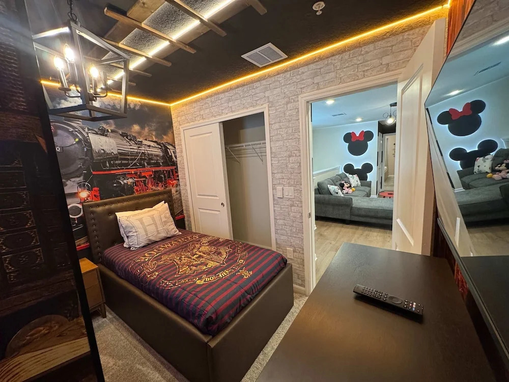 Magical 5BR w Pool Minutes From Disney 16161