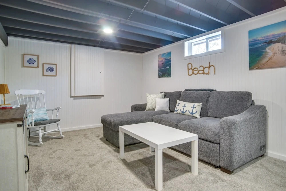 < 1 Mi to Craigville Beach: Home w/ Patio & BBQ
