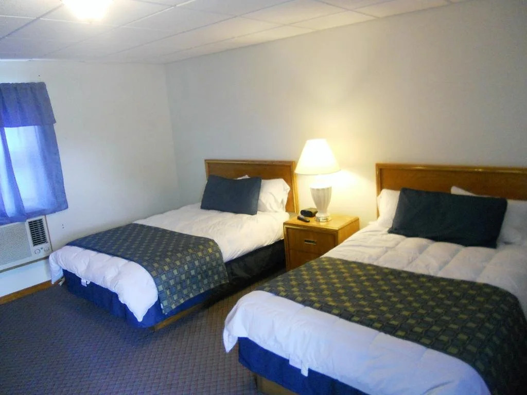 Travelier Motel