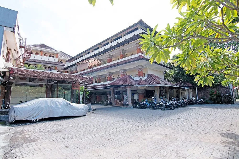 Zen Rooms Paradise Legian Hotel Bali
