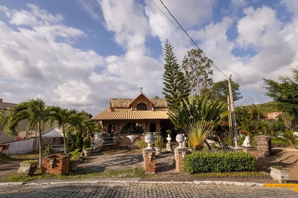 Casa de Campo Luxuosa c Piscina e Churrasqueira