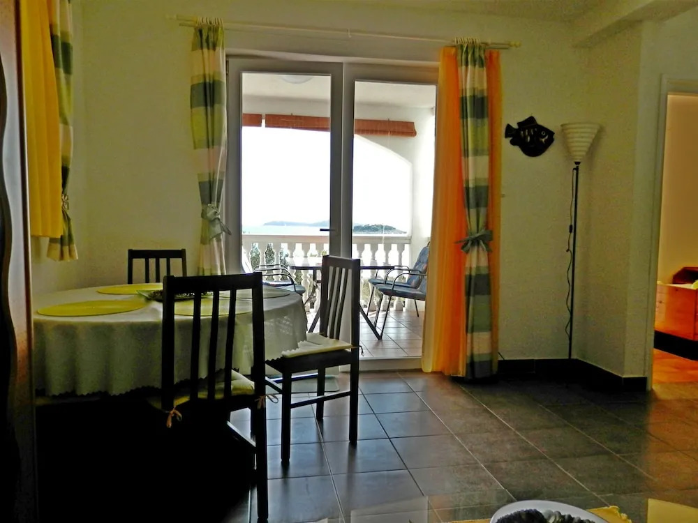 Apartment DoCa