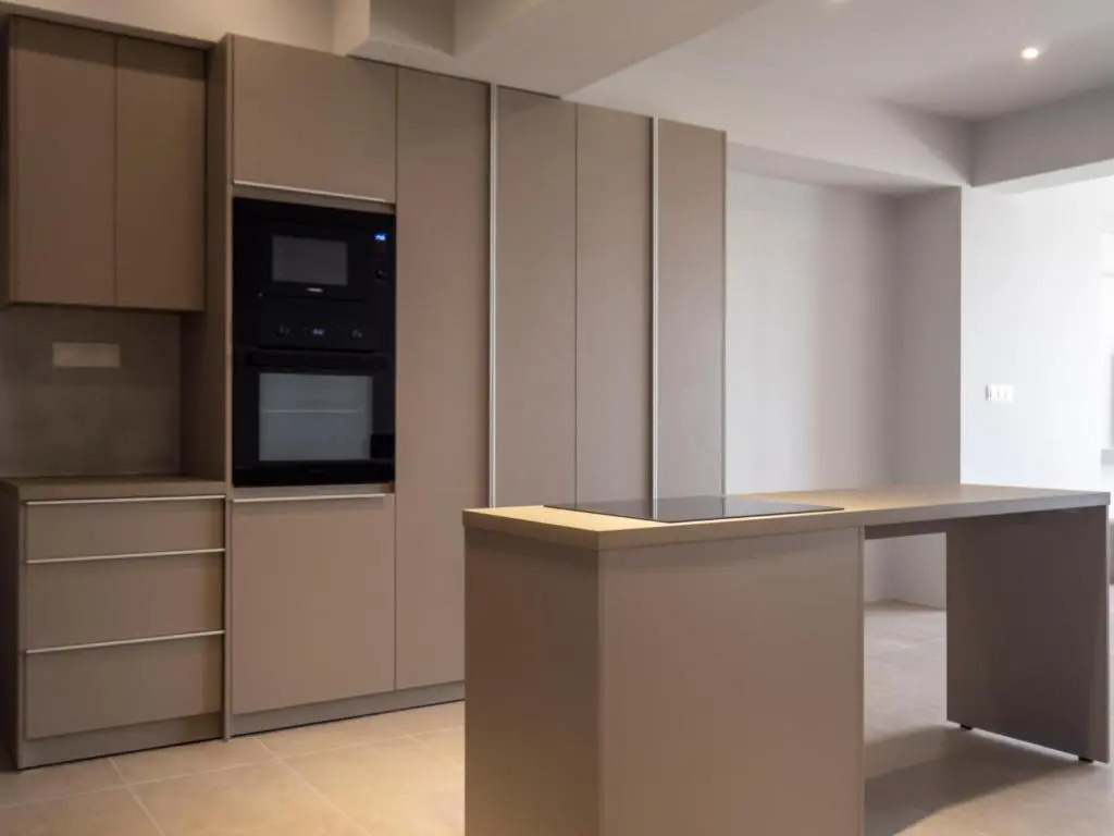 Central Urban Luxury Sea View Apt Since 2009