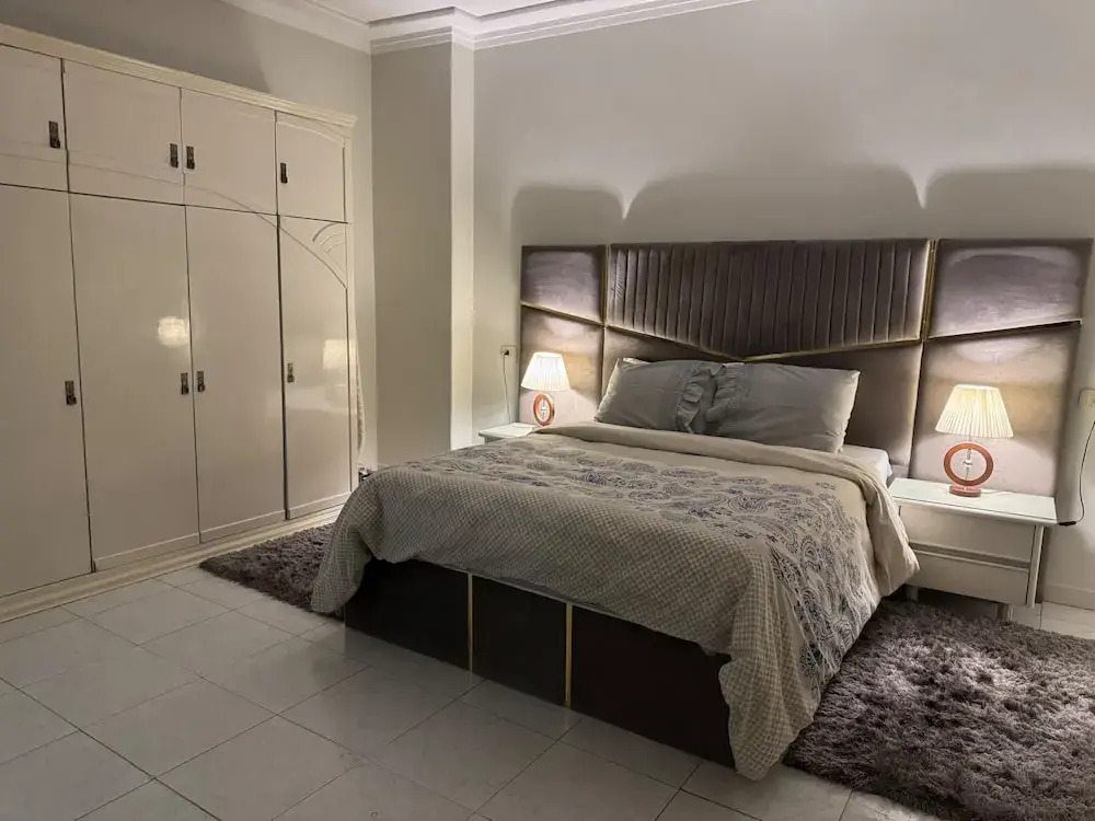 Nile View Apartment - Sleeps 4 & Balcony