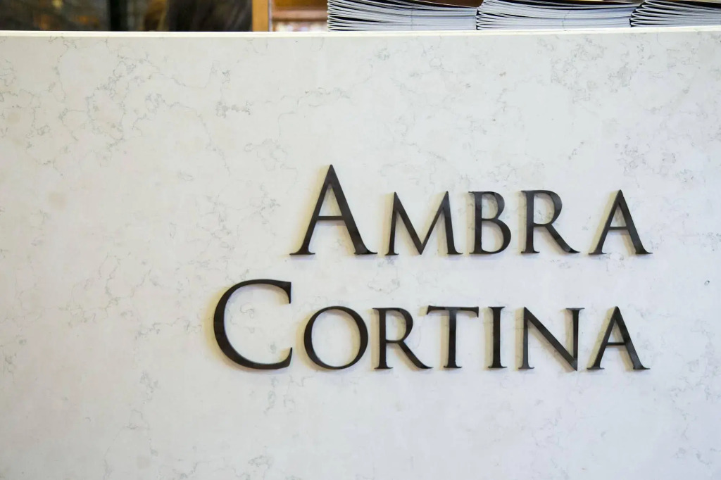 Ambra Cortina Luxury&Fashion Hotel