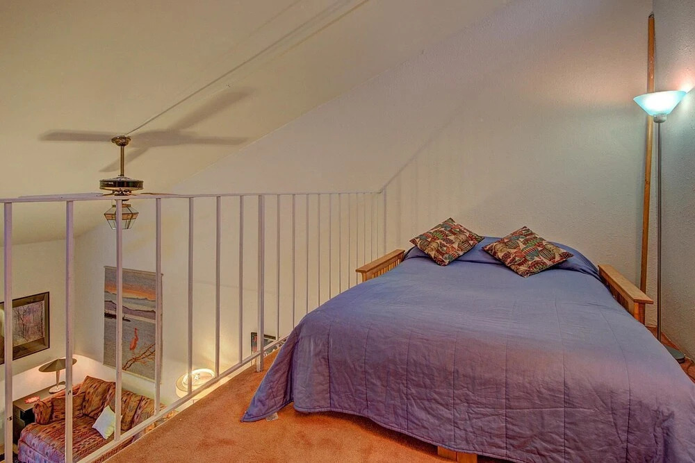 Alpenrose 303 2 Bedroom Condo by RedAwning