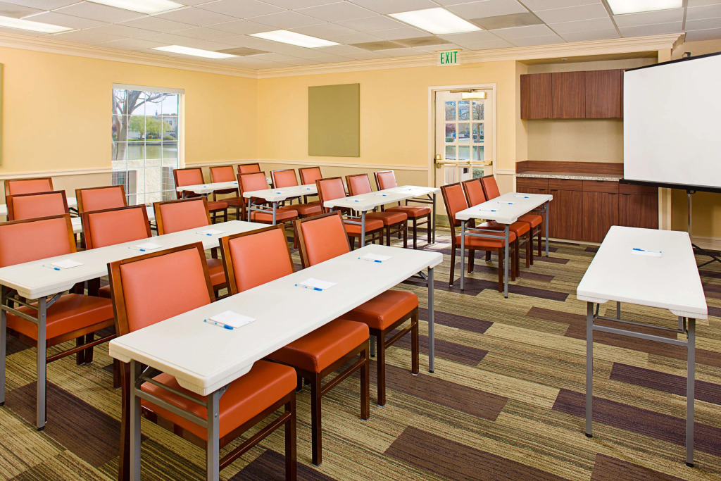 Hyatt House Belmont Redwood Shores