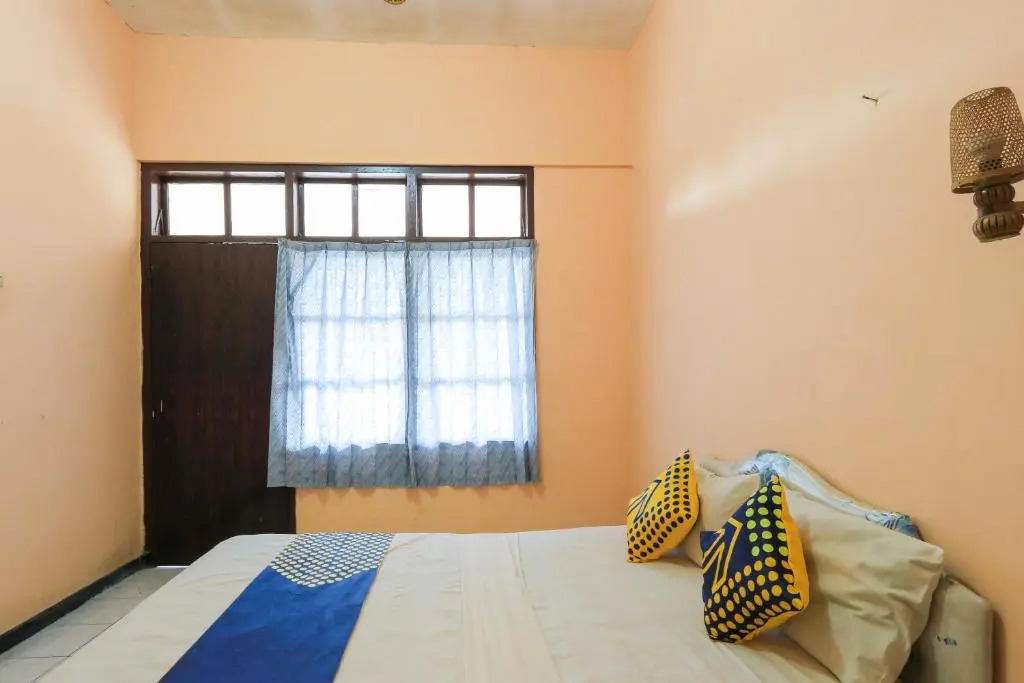 OYO 2465 Hotel Raung View