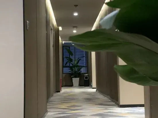 Mianzhu Jifeng Hotel
