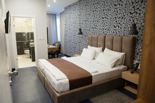 Hotel Crystal Light
