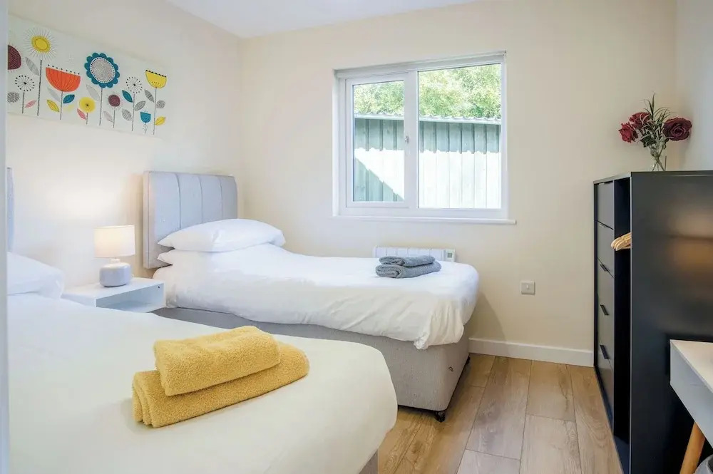 Skomer Lodge - 2 Bedroom Lodge - Manorbier
