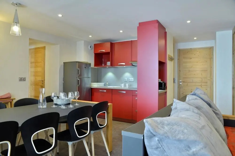 Residence LES Coches Apartment in a Family Resort at the Bottom of the Slopes Bac113