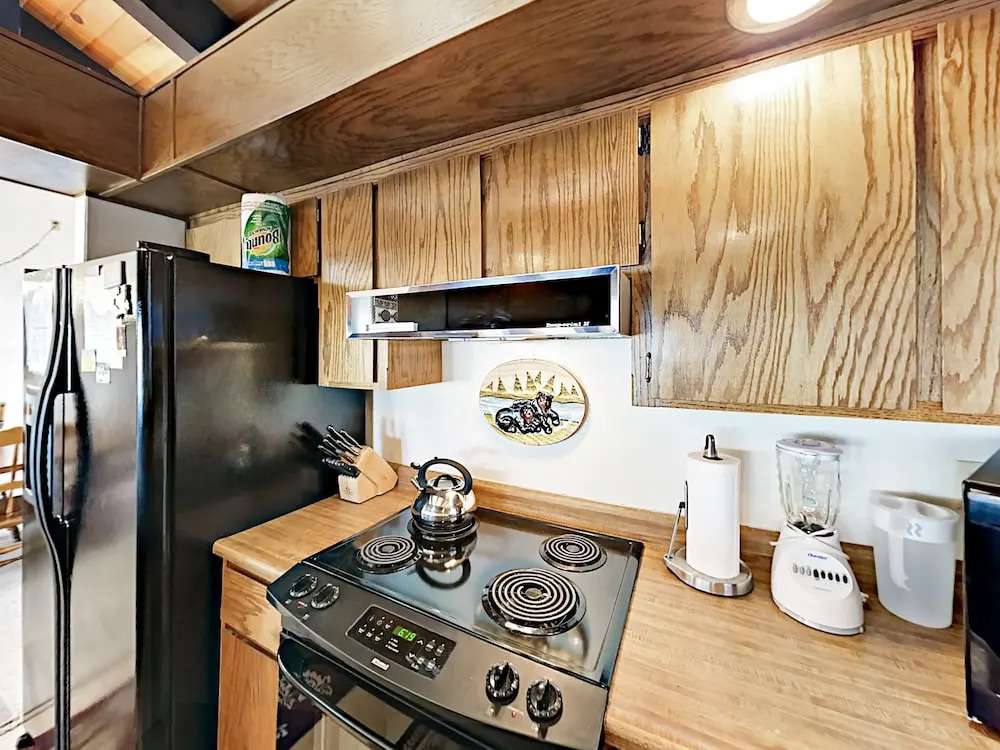 Katherine - 3 Br Townhouse