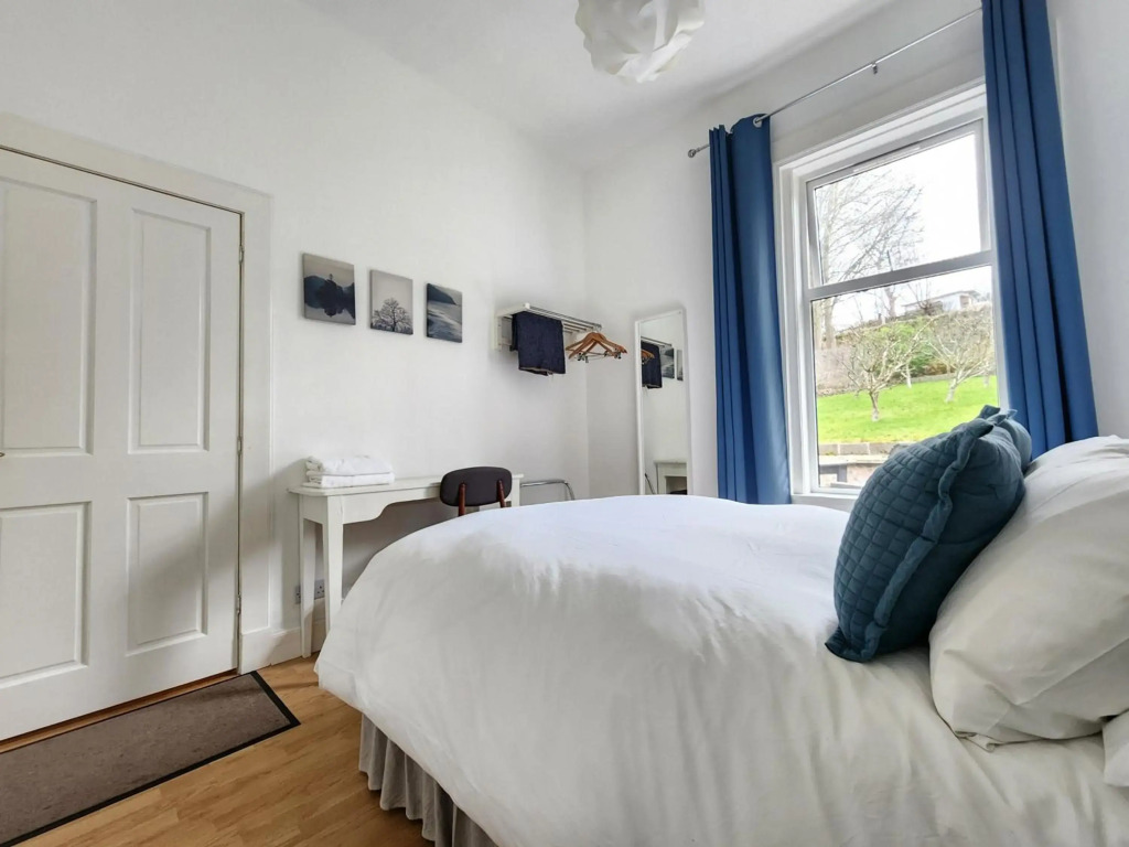 East Lothian Semi-secluded Cottage for up to 9