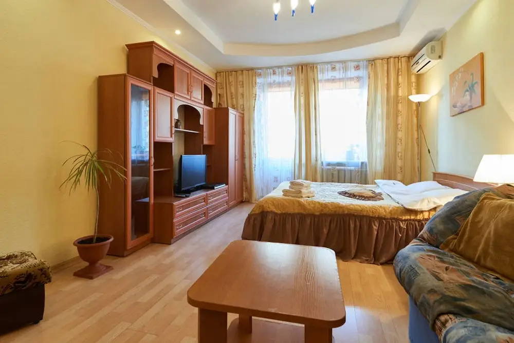 Апартаменты Home-Hotel, ул. Малая Житомирская, 10-1