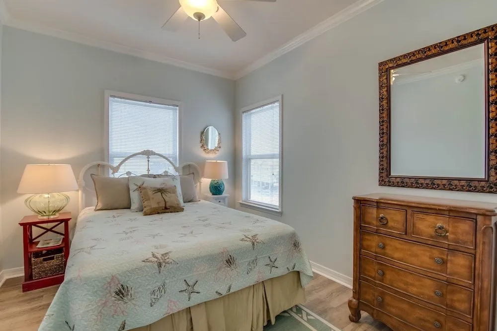 Spinnaker Pointe 2A Duplex