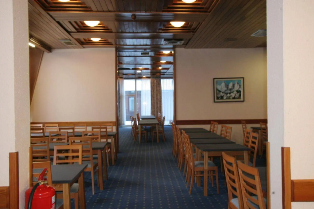 Hotel Alpina