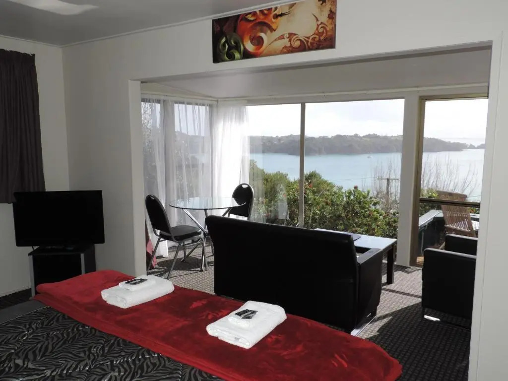 Waiheke Island Tawa Lodge