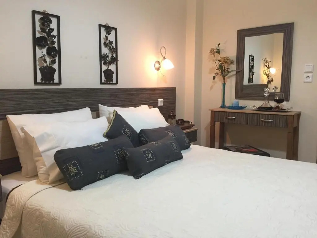 Litsa Haus Estate Residences & Suites