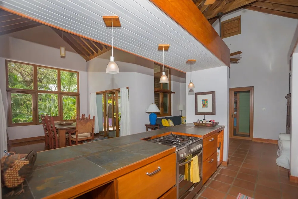 Casa Palmera 2 Bedroom Home by RedAwning