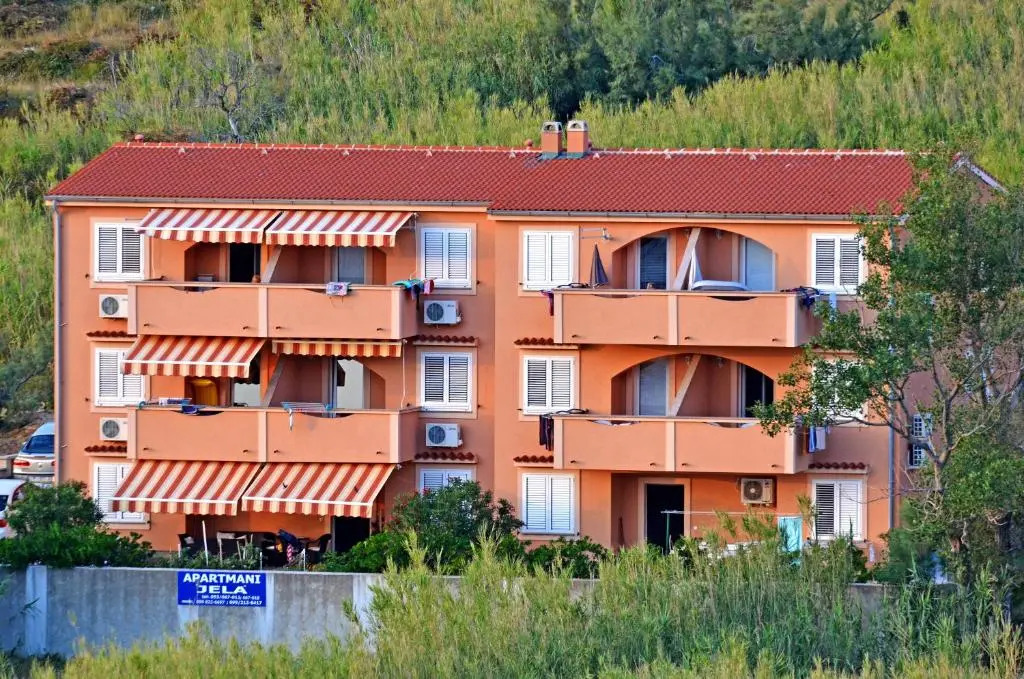 Apartments Jela
