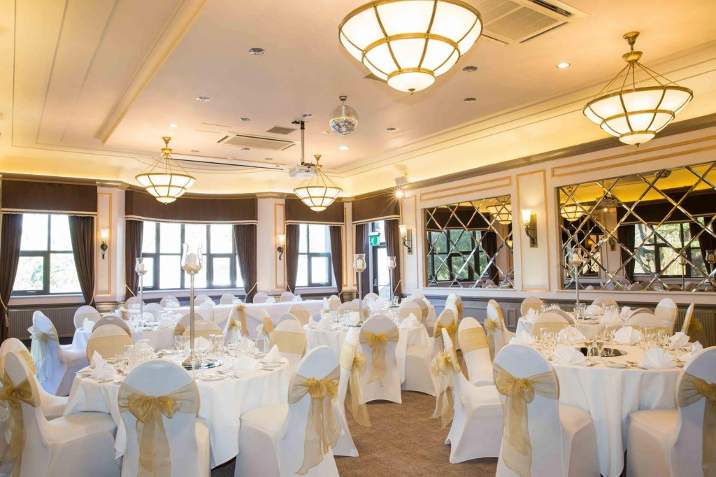 Hogs Back Hotel & Spa Nr Farnham