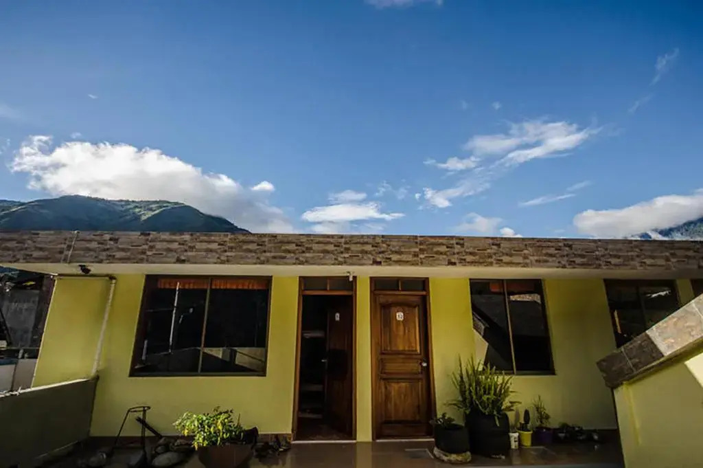 Papachos Hostel